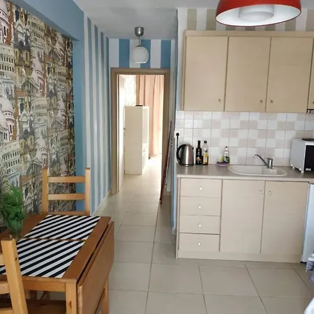In Polichrono Apartment *